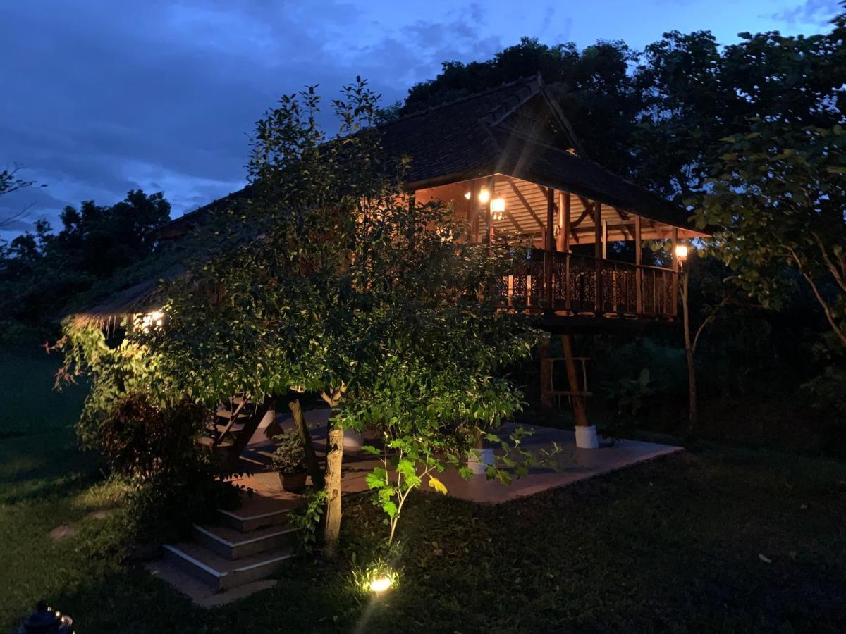La Maison - Chiangmai Mae Taeng Esterno foto